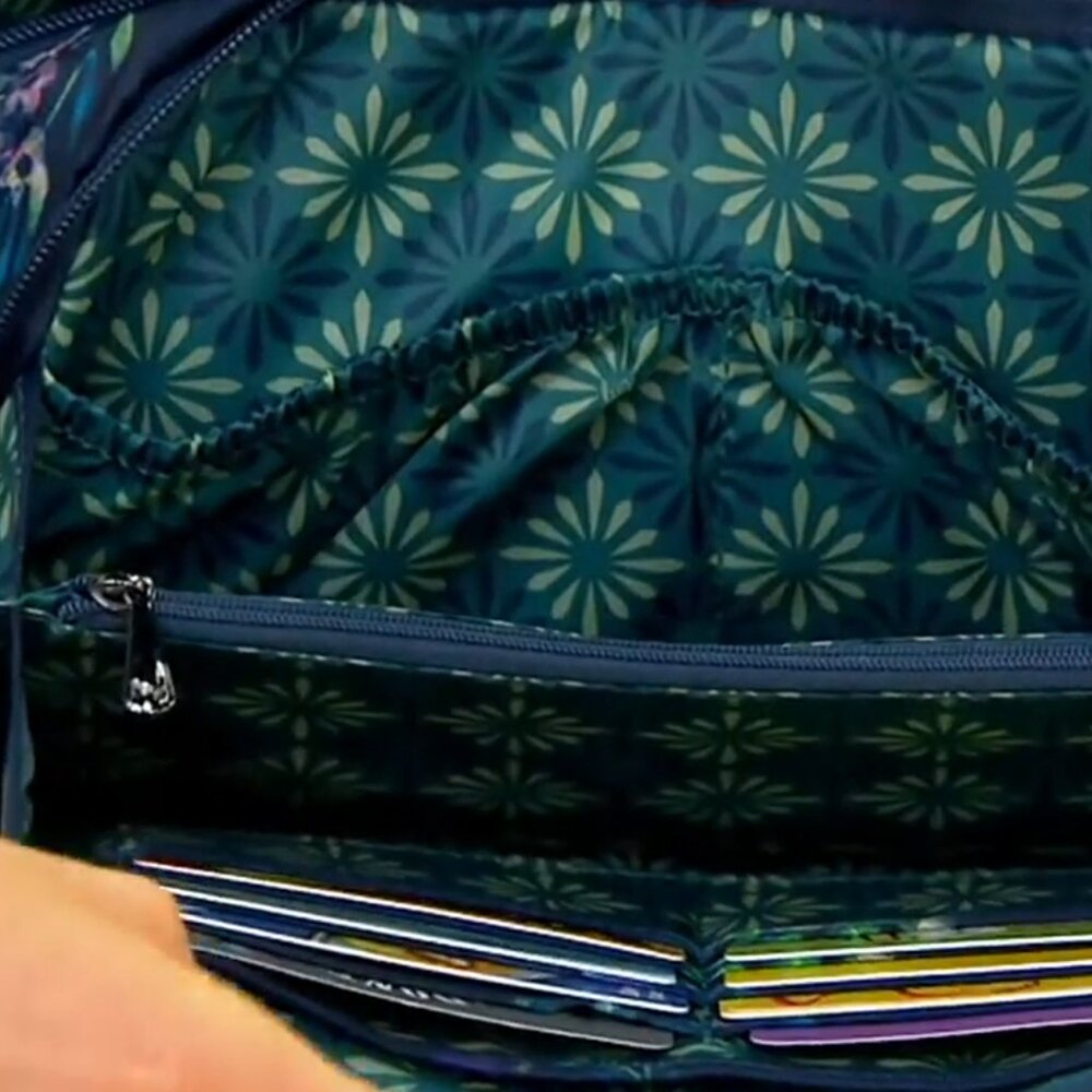 🎉Brand New Lug Scoop 2 Crossbody Bag in Bouquet Navy - Picture 4 of 4